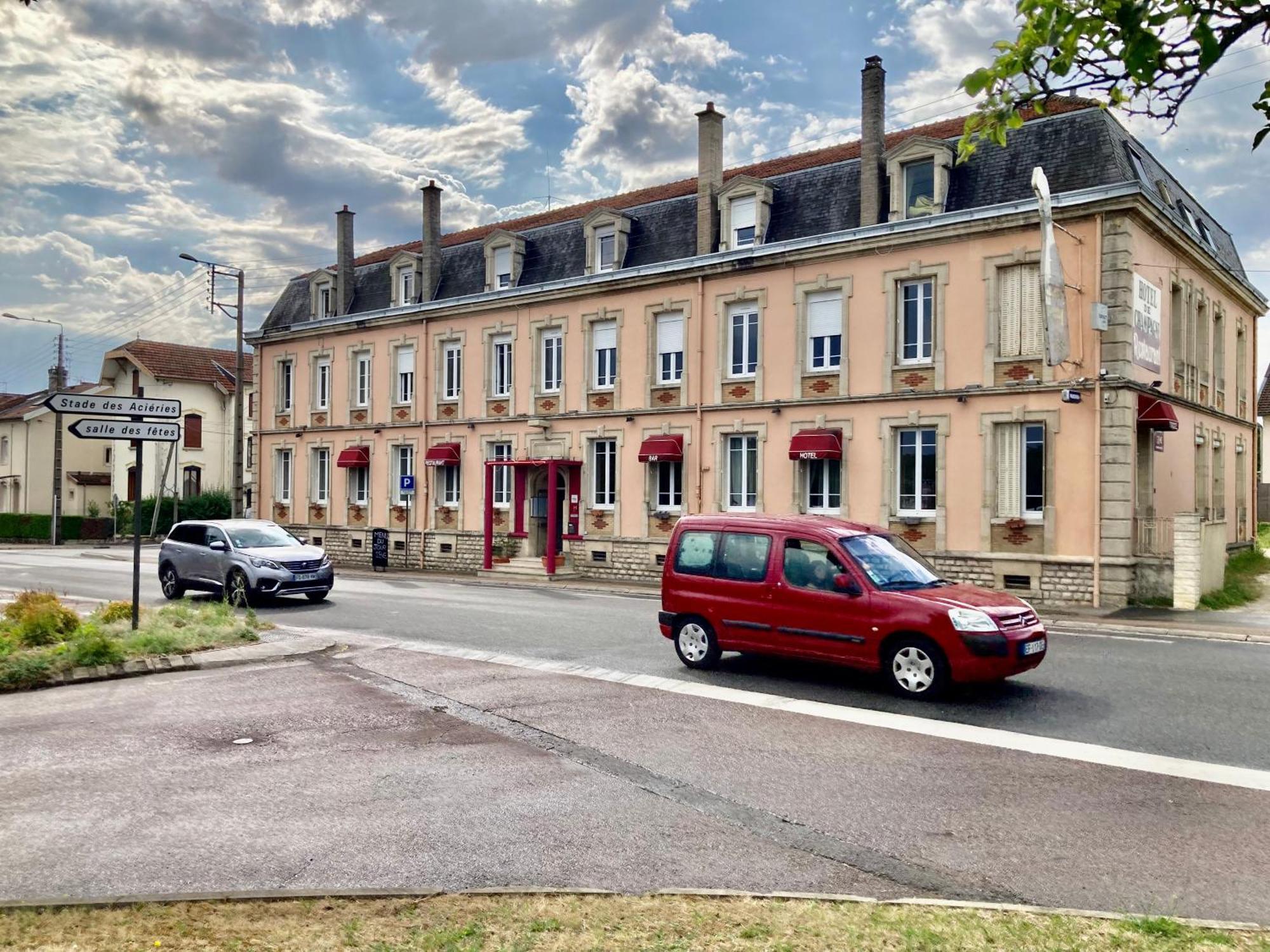 Hotel De Champagne Сен-Дизье Экстерьер фото