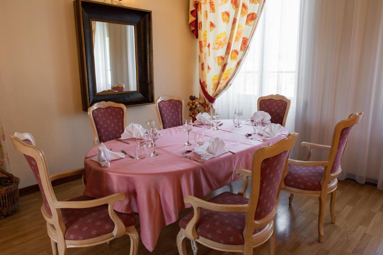 Hotel De Champagne Сен-Дизье Экстерьер фото